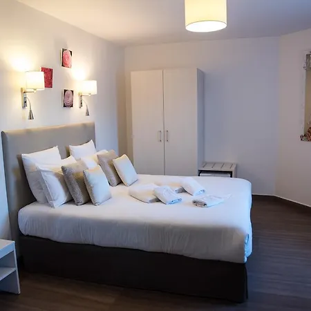 Casabella Cannes Sartoux 3*